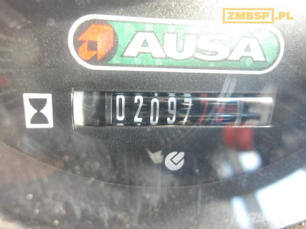 Ausa C 300 H X4 Maastotrukit
