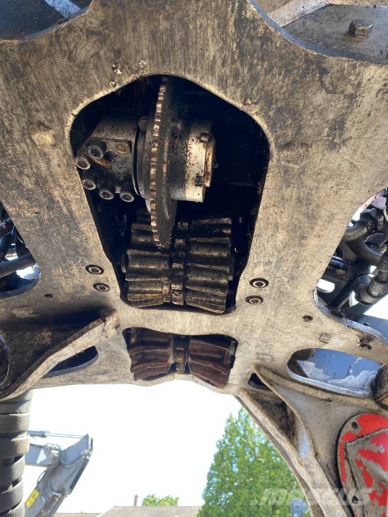 Komatsu Tête d'Abattage KOMATSU C144 1er Génération 2018 Cabeças de ceifeiras