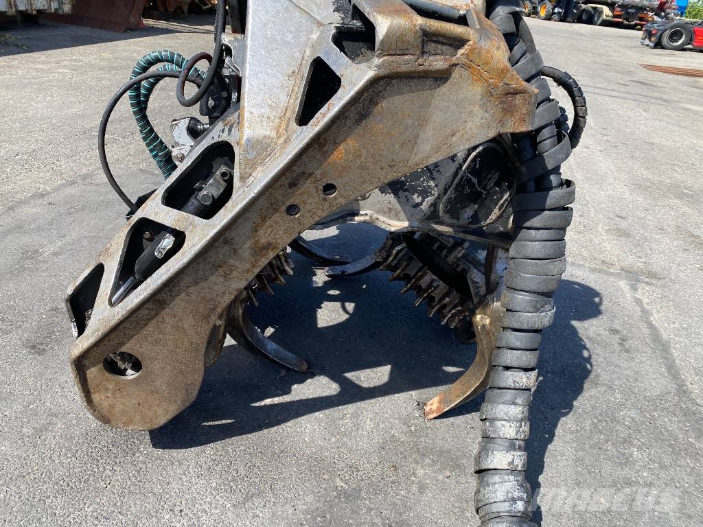 Komatsu Tête d'Abattage KOMATSU C144 1er Génération 2018 Cabeças de ceifeiras