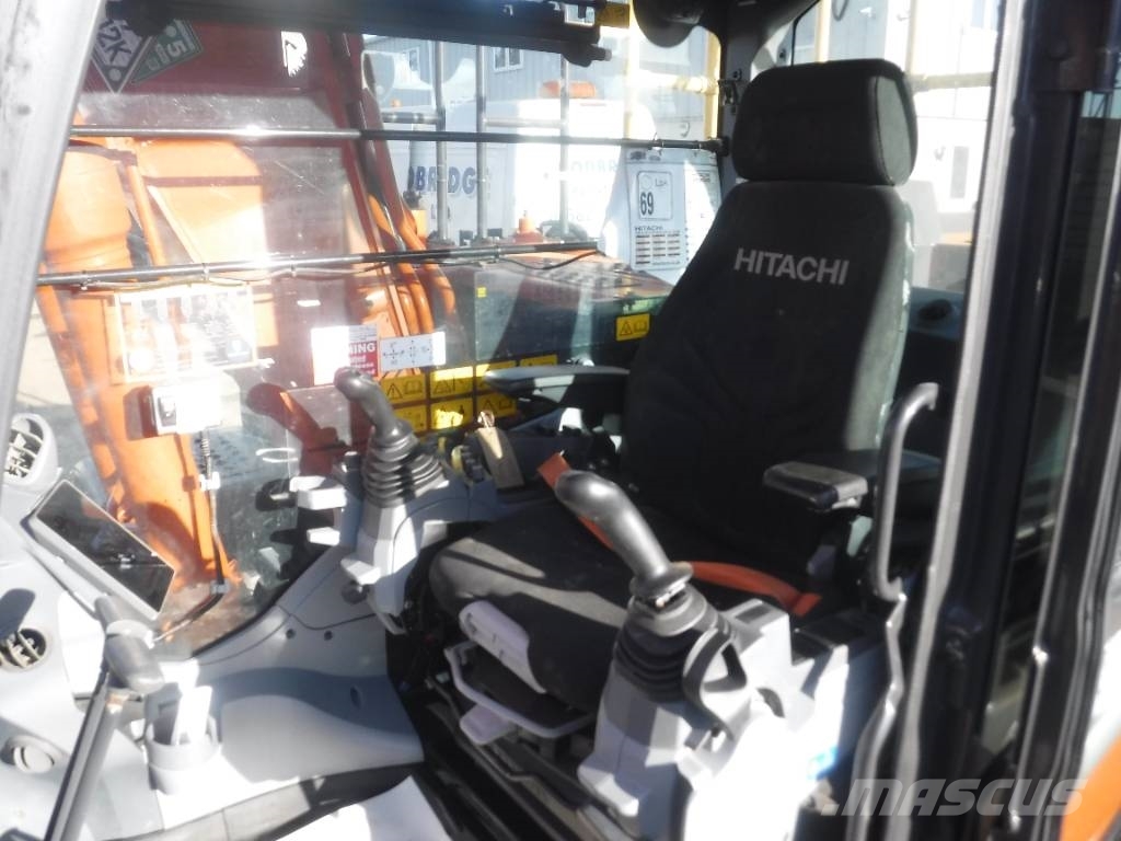 Hitachi ZX 130 LC N-7 Rupsgraafmachines