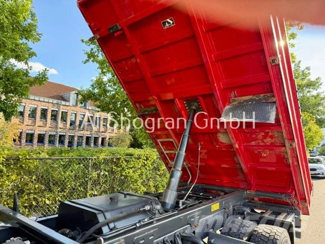 Mercedes-Benz Atego 1218 Kipper + Kran MKG HLK 76/Eu6/157tkm Camion plateau ridelle avec grue