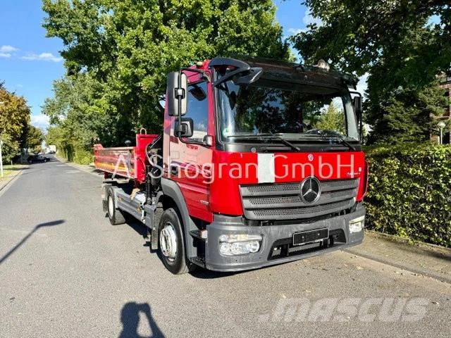 Mercedes-Benz Atego 1218 Kipper + Kran MKG HLK 76/Eu6/157tkm Camion plateau ridelle avec grue