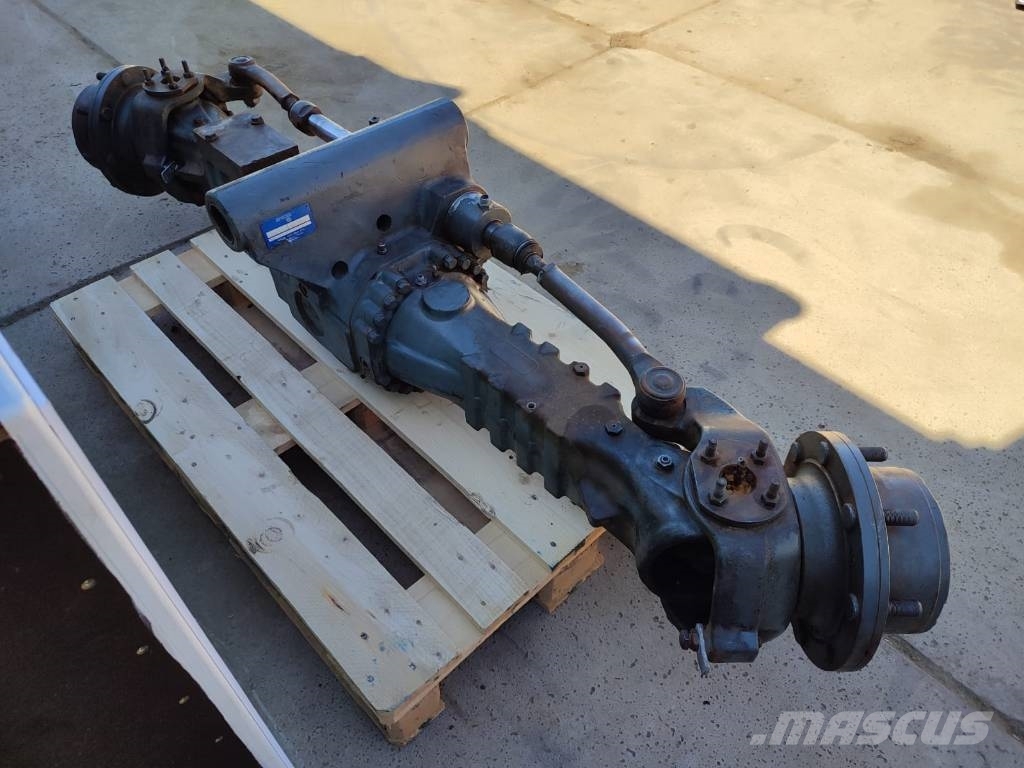 Drive axle SPICER 212/792 708563 Claas Scorpion 70 轴