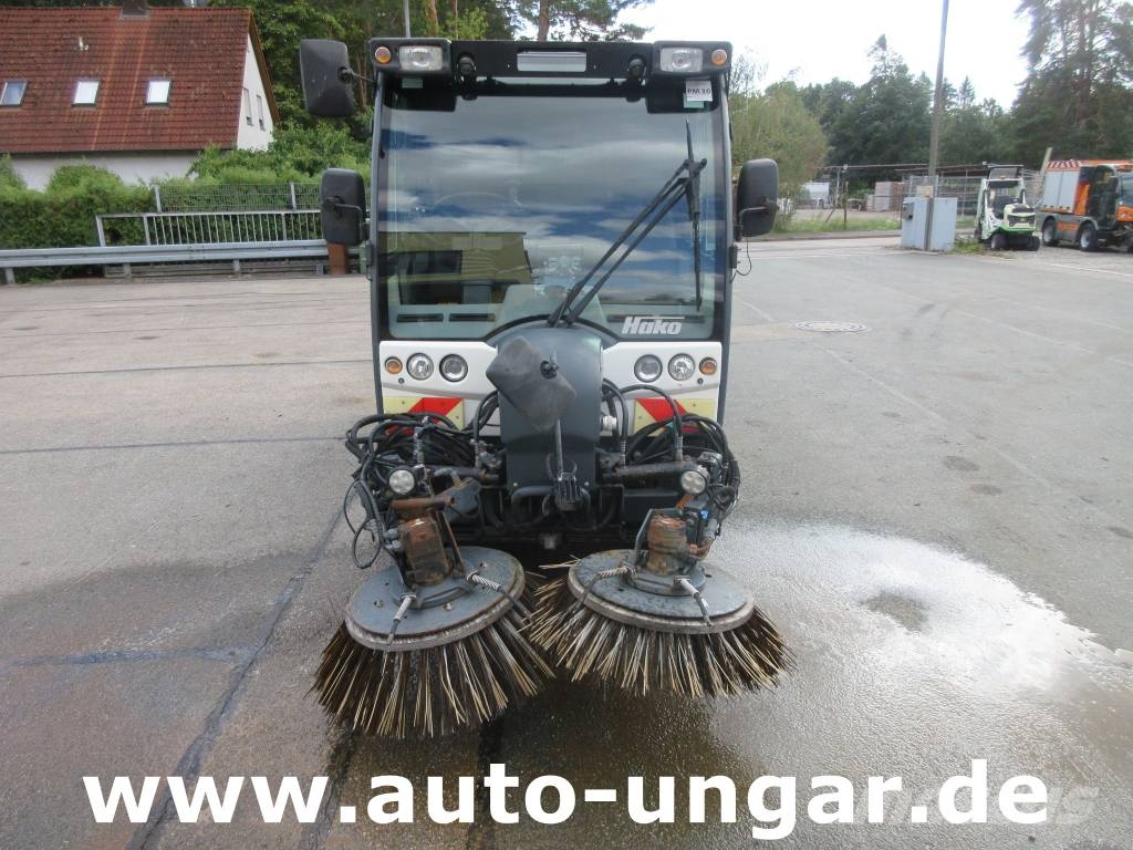 Hako CityMaster CM 2000 Bj. 2015 2-Besen-System 4-Rad L كناسات