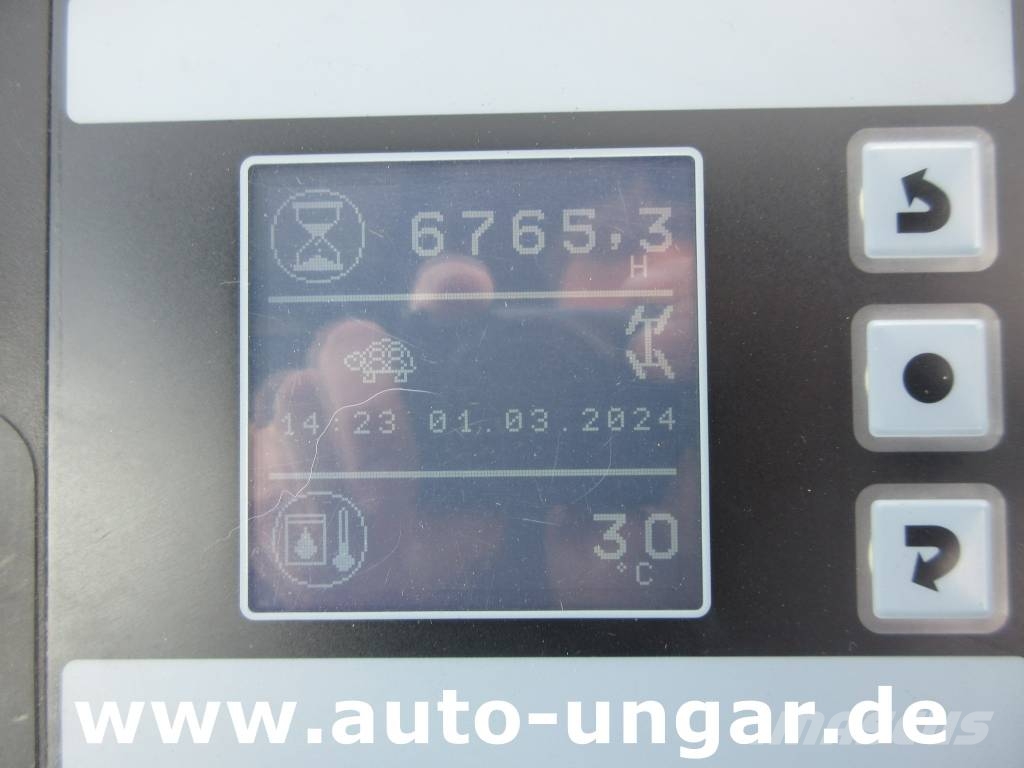Hako CityMaster CM 2000 Bj. 2015 2-Besen-System 4-Rad L كناسات