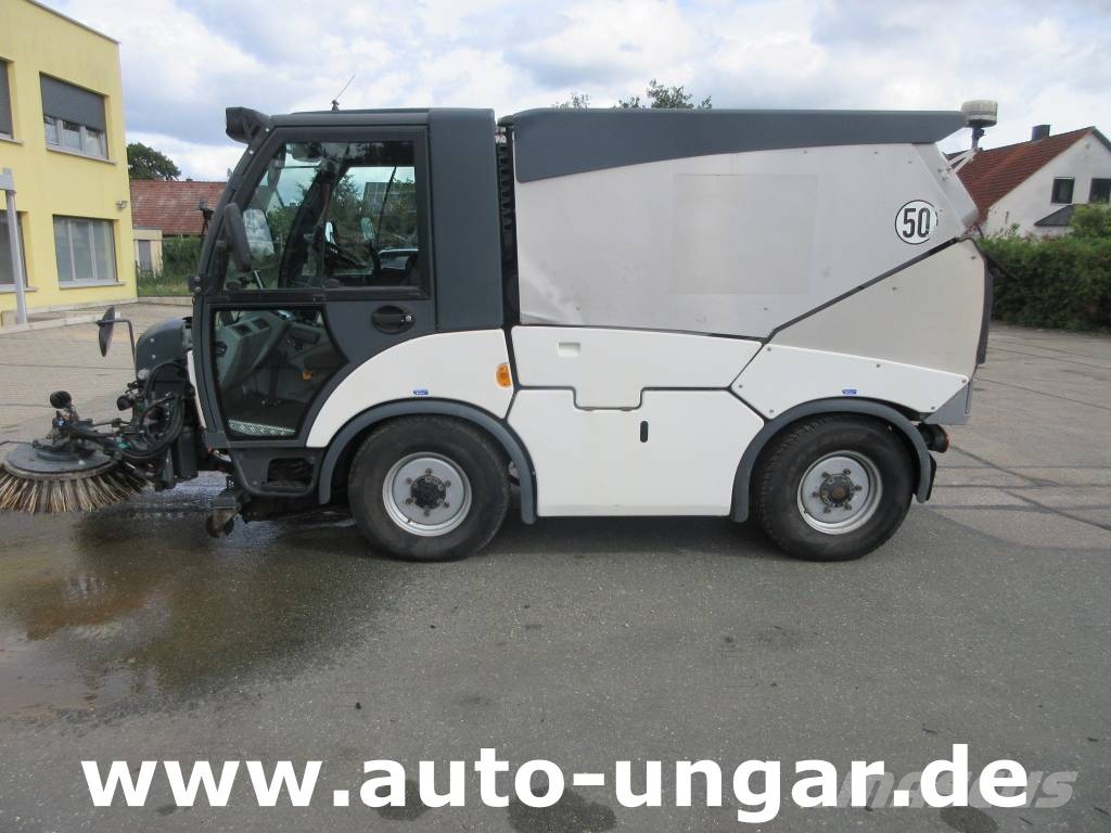 Hako CityMaster CM 2000 Bj. 2015 2-Besen-System 4-Rad L كناسات