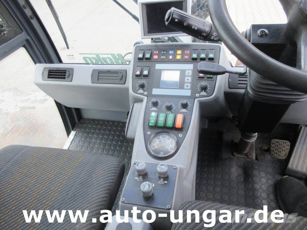 Hako CityMaster CM 2000 Bj. 2015 2-Besen-System 4-Rad L كناسات