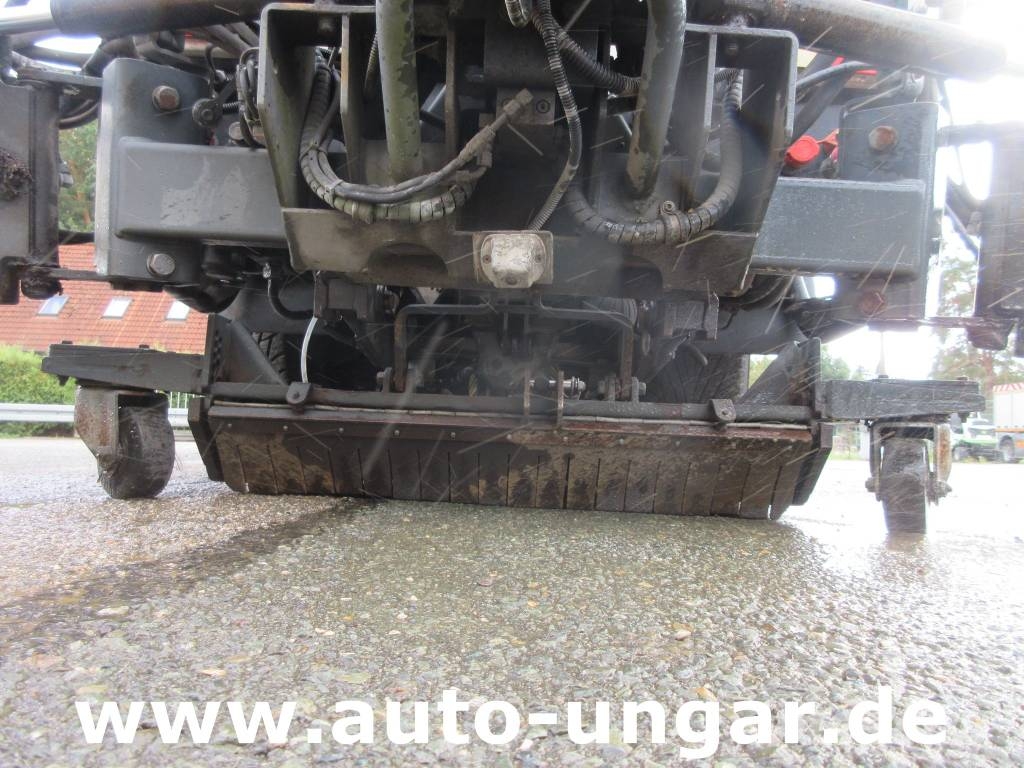 Hako CityMaster CM 2000 Bj. 2015 2-Besen-System 4-Rad L كناسات