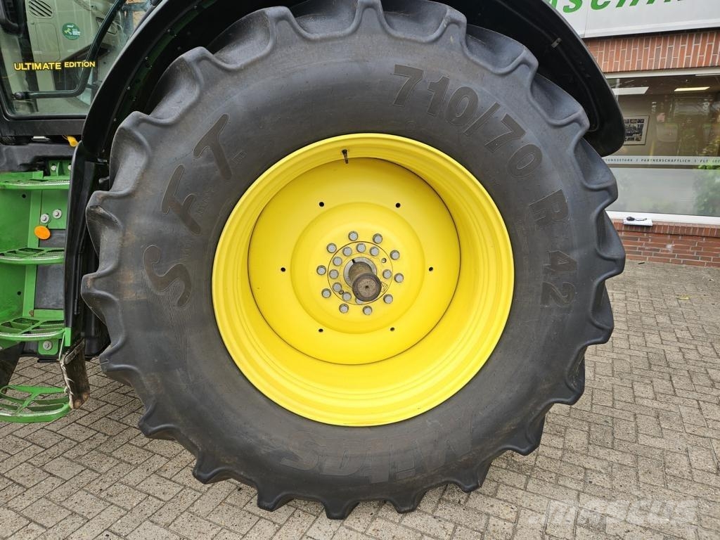 John Deere 6250R Traktorok