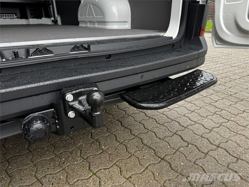 MAN TGE 3.180 VAN L3H3 2WD 177hk Corpo da caixa