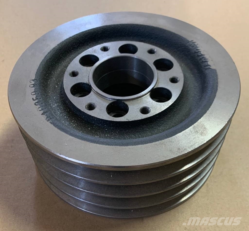 Deutz-Fahr Pulley VNB1035993, B1035993 履带、链条和底盘