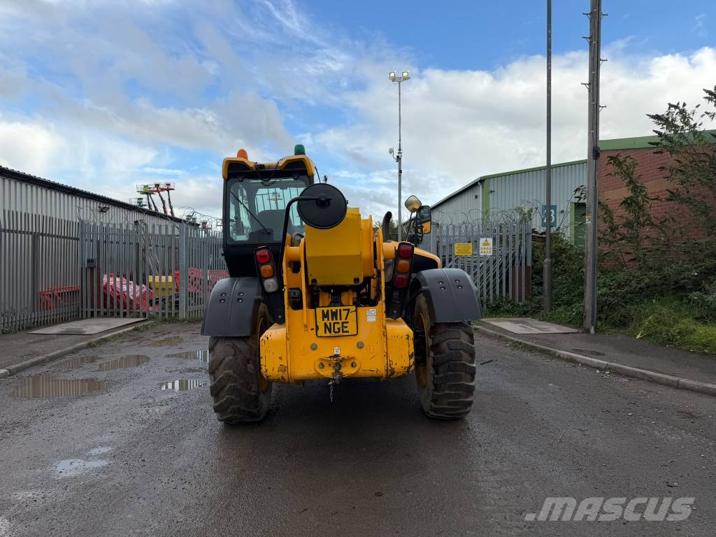 JCB 540-180 مناولات متداخلة