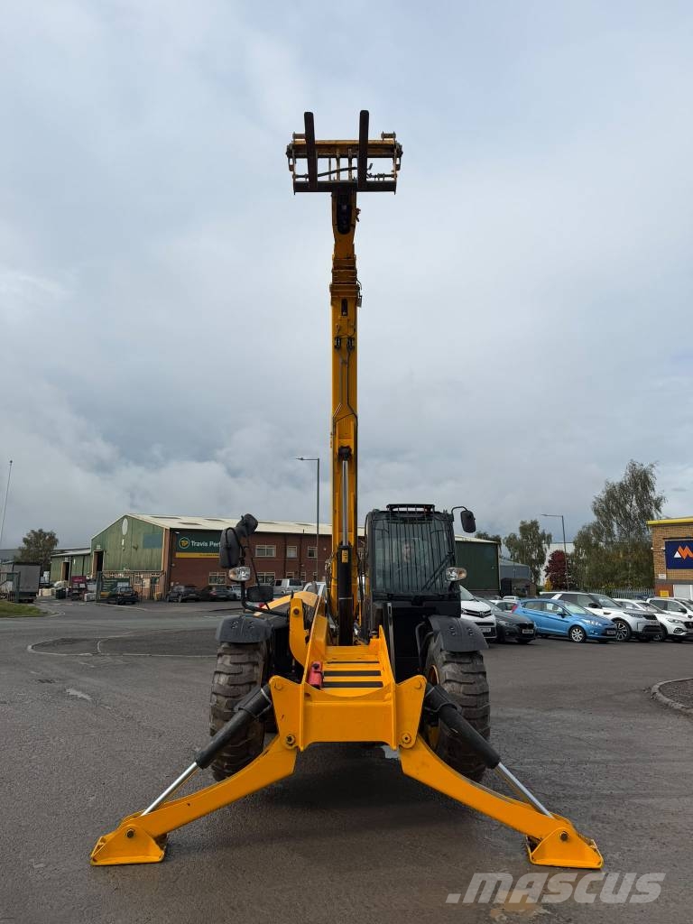 JCB 540-180 مناولات متداخلة