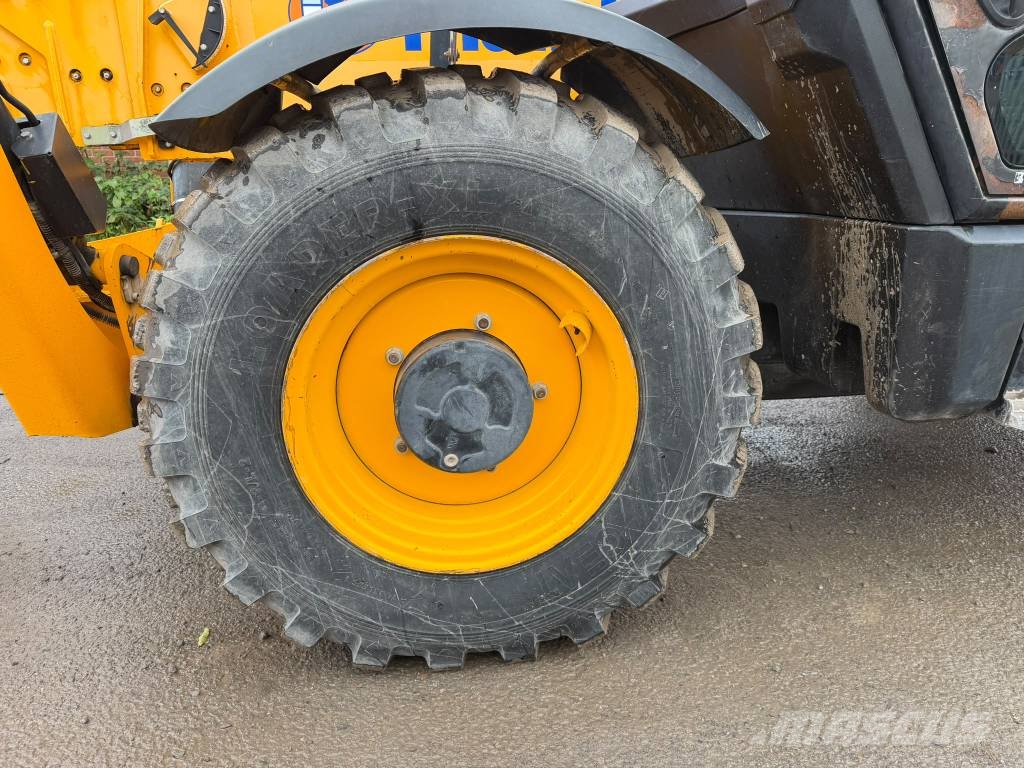 JCB 540-180 مناولات متداخلة