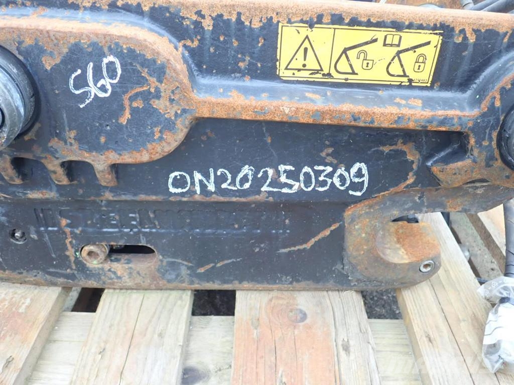 Steelwrist Hydr. Schnellwechsler S60 Muut koneet