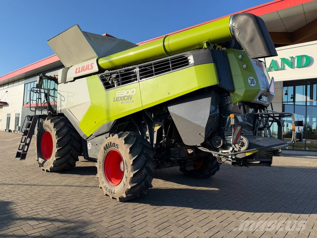 CLAAS Lexion 6900 Maaidorsmachines