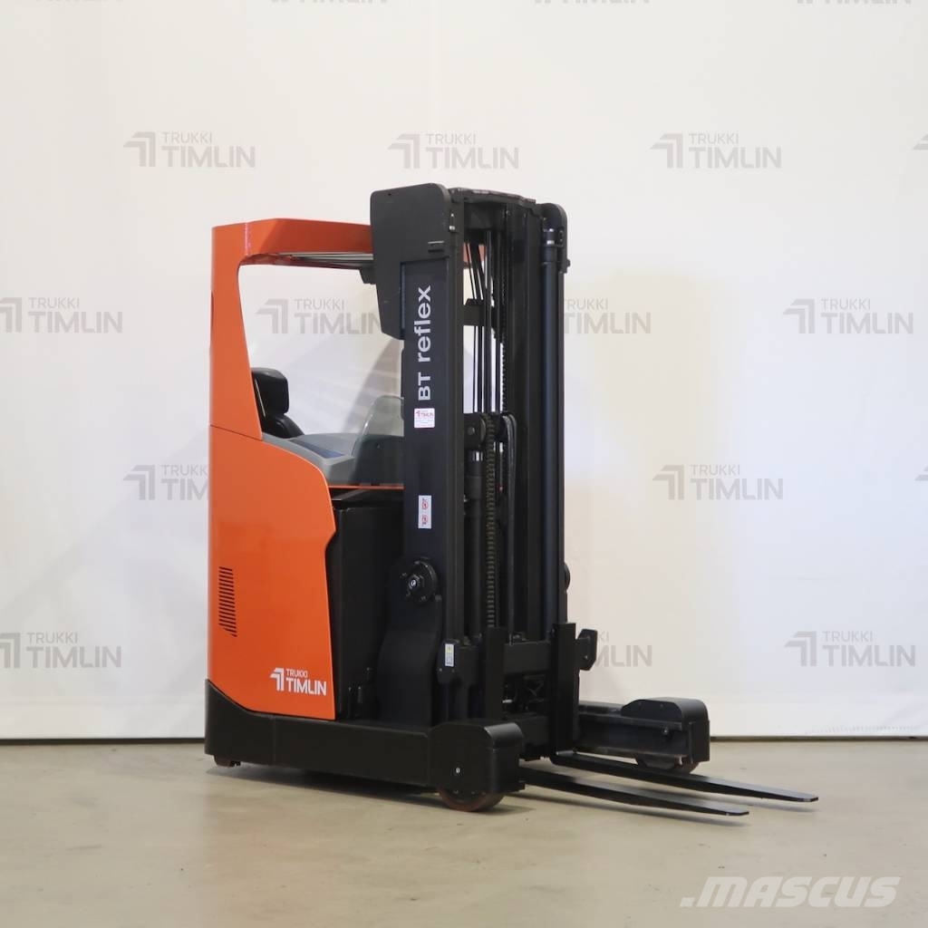 Toyota RRE140H Retraky