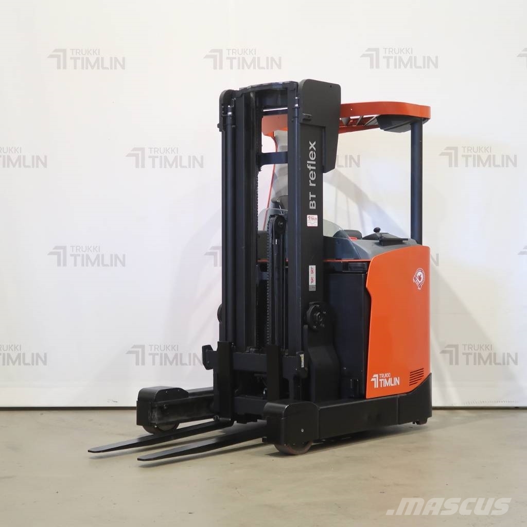 Toyota RRE140H Retraky