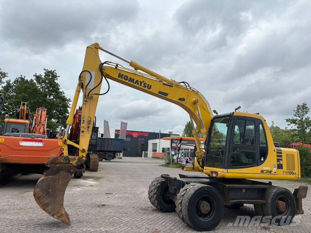 Komatsu PW130-6 Hjulgravere
