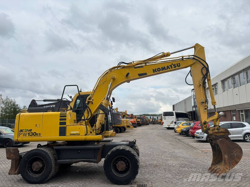 Komatsu PW130-6 Hjulgravere