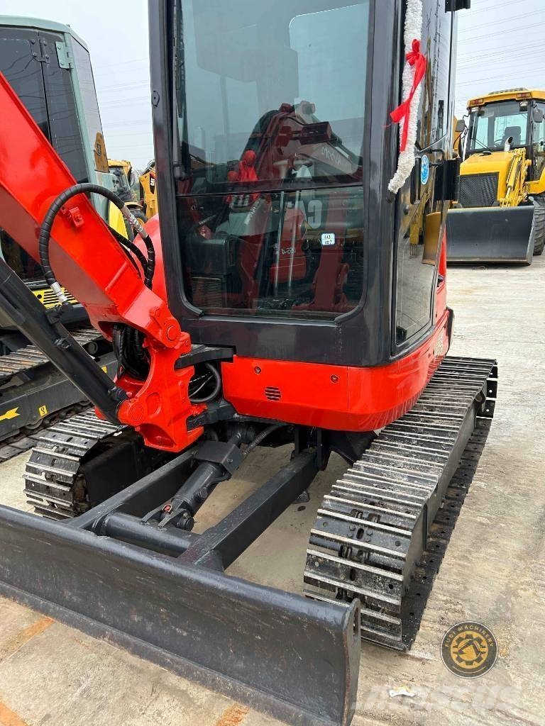 Kubota U-35 Mini bagri <7t