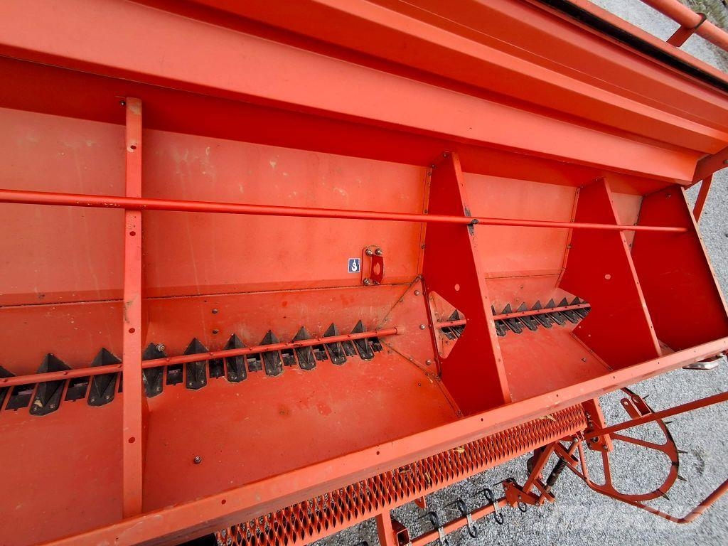 Kuhn HR 302 d Zaaicombinaties
