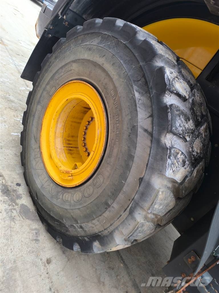 Komatsu WA 470-7 Hjullastare