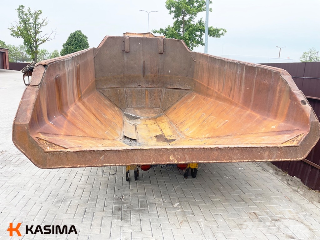 Moxy MT31 body Tracks, chains and undercarriage