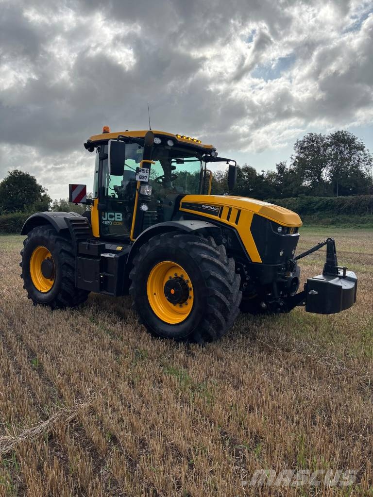 JCB Fastrac 4220 Traktoren