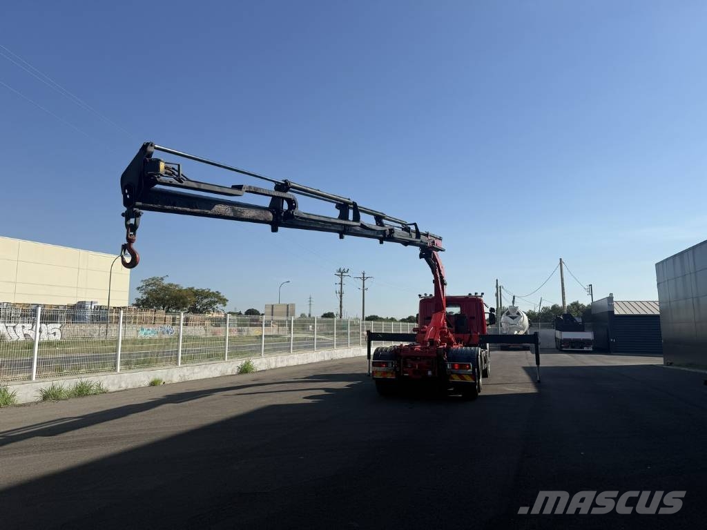 Scania P 310 起重车