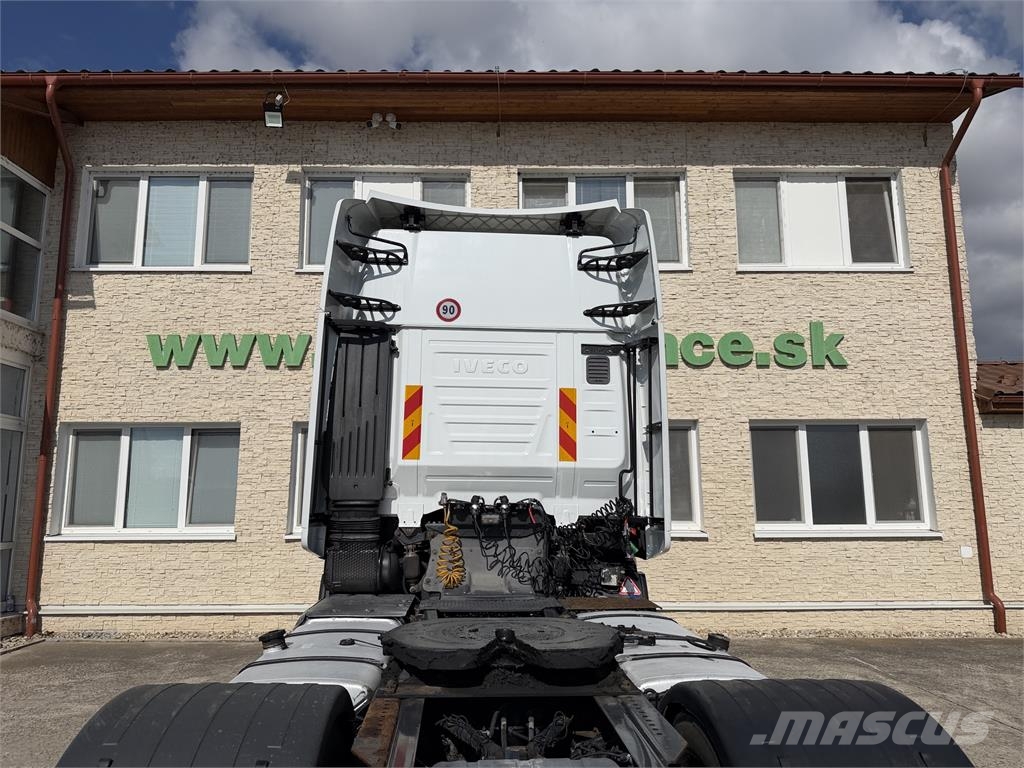 Iveco Stralis VIN 621 Тягачі