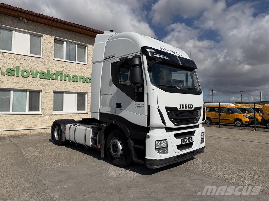 Iveco Stralis VIN 621 Тягачі