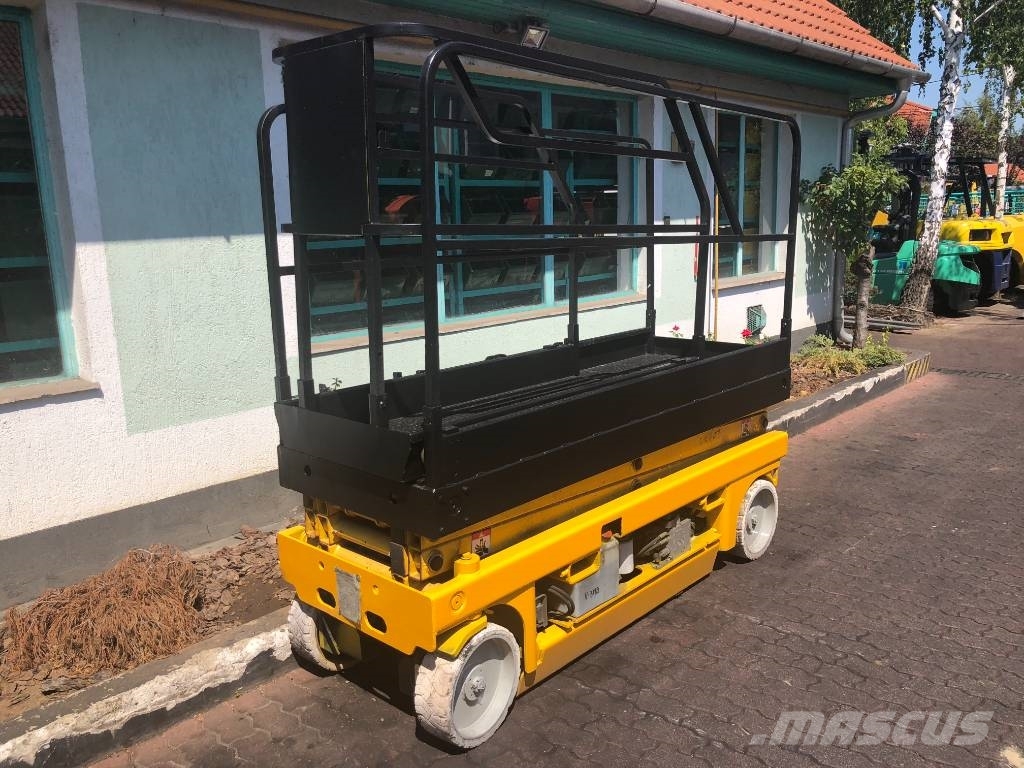 Haulotte COMPACT 8SN V-3189 Vertikalūs stiebiniai keltuvai
