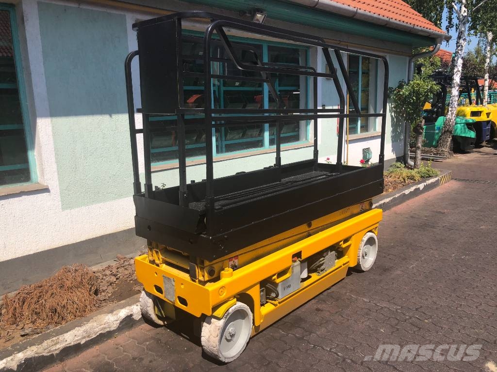 Haulotte COMPACT 8SN V-3189 EO Вертикальні щоглові підйомники