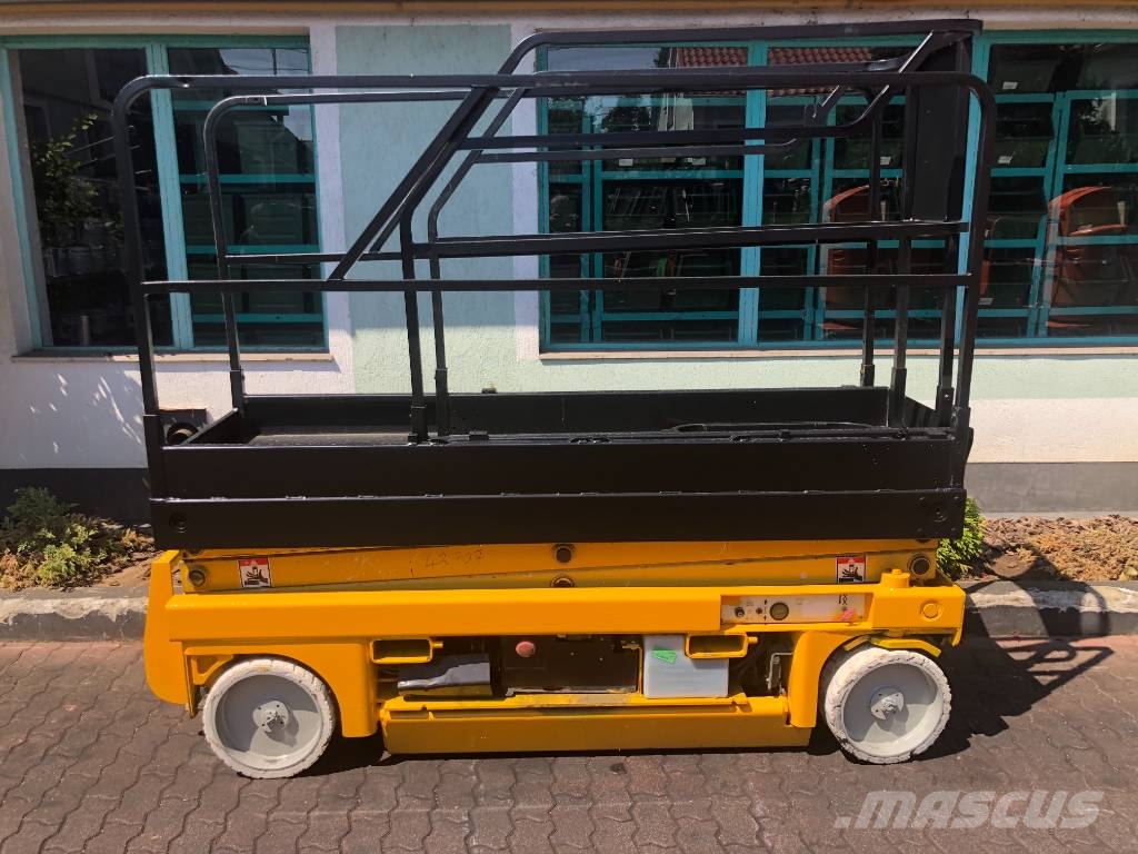 Haulotte COMPACT 8SN V-3189 EO Вертикальні щоглові підйомники