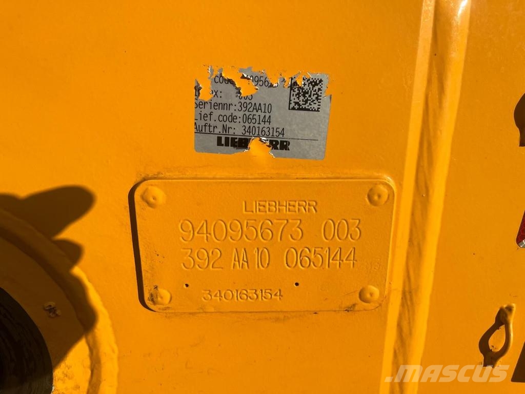 Liebherr short 2,05M A914 comp, A914, A914 rail 94095673 Transportation - Others