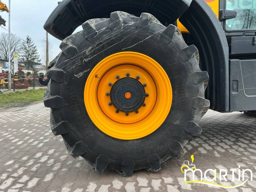 JCB Fastrac 4220 Tractores