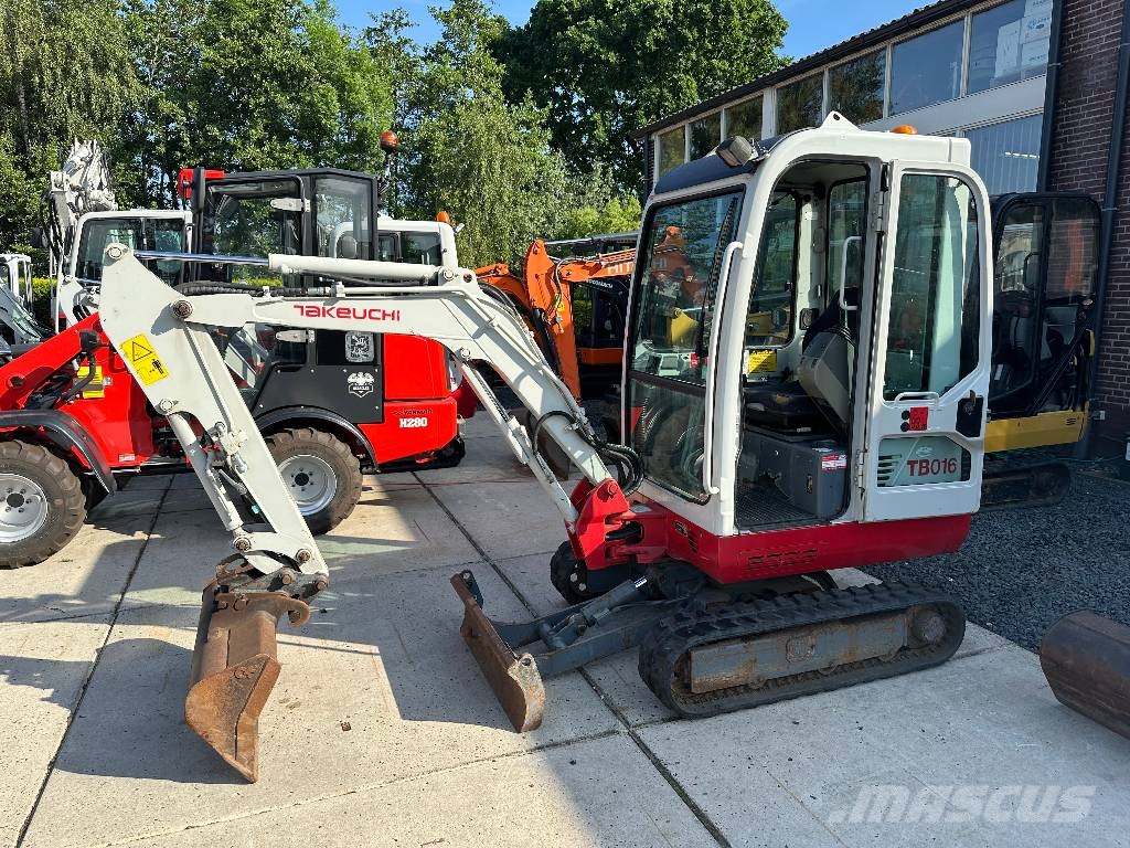 Takeuchi TB 216 A     gereserveerd Miniexcavadoras