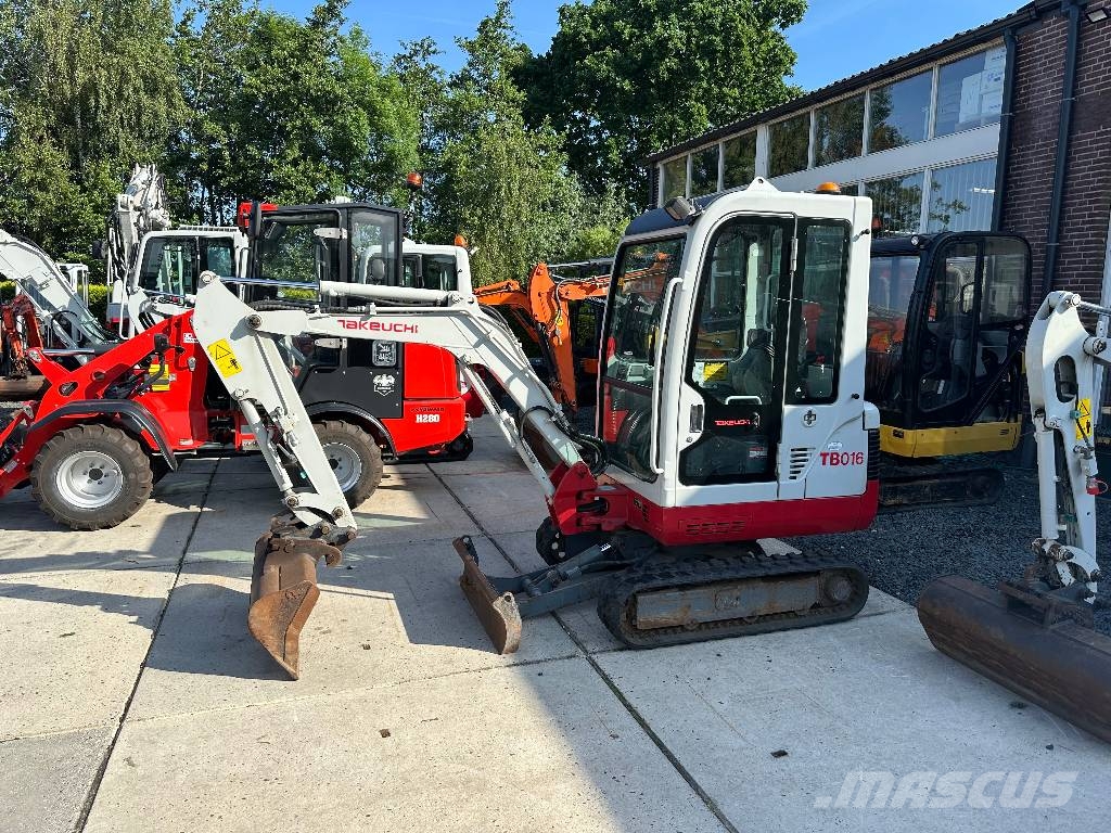 Takeuchi TB 216 A     gereserveerd Miniexcavadoras
