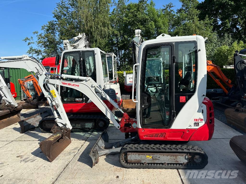 Takeuchi TB 216 A     gereserveerd Miniexcavadoras