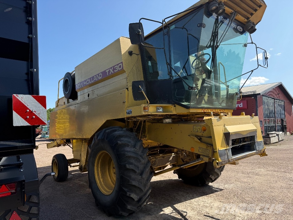 New Holland TX 30 15” Cosechadoras combinadas