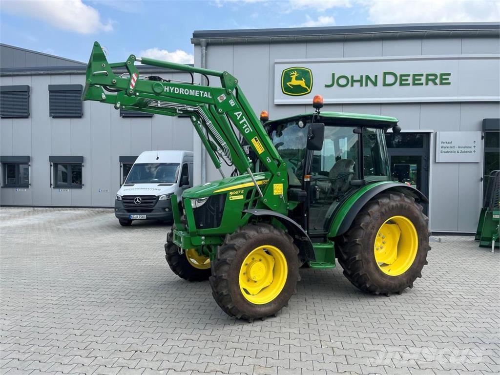 John Deere 5067E Tractors