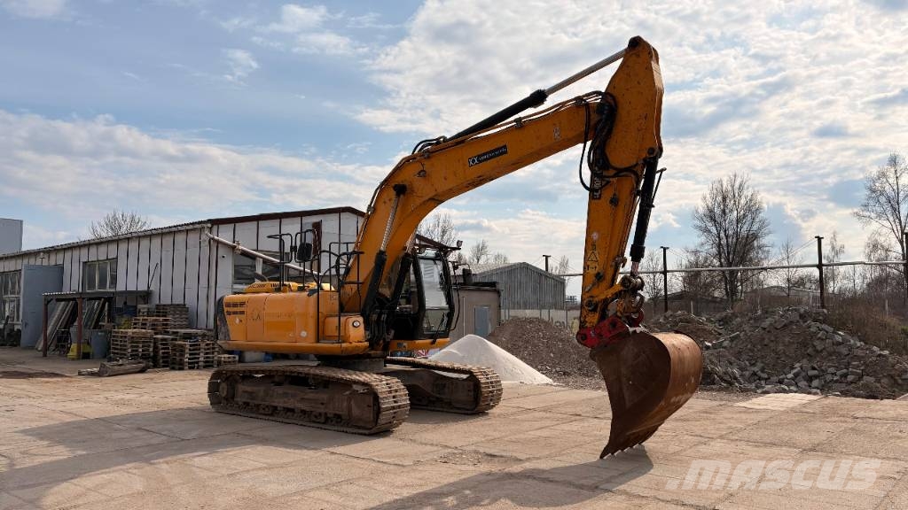 JCB JS 220 LC T4F حفارات زحافة