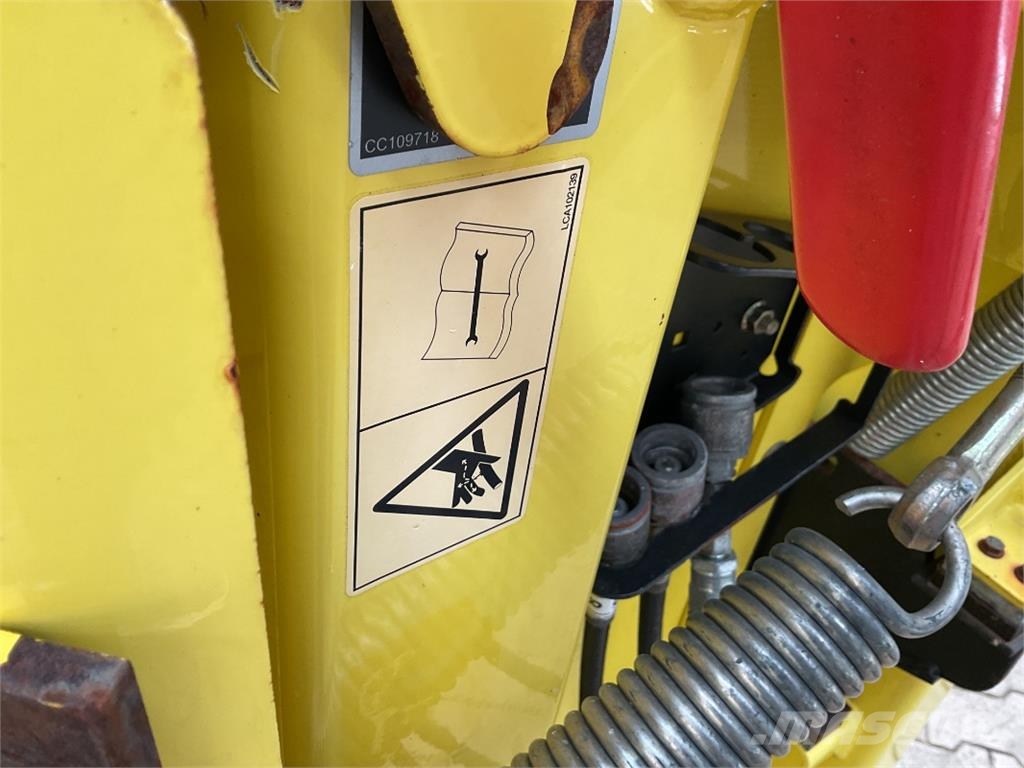 John Deere 630 C Ot, samanlık ve yem makinesi aksesuarları