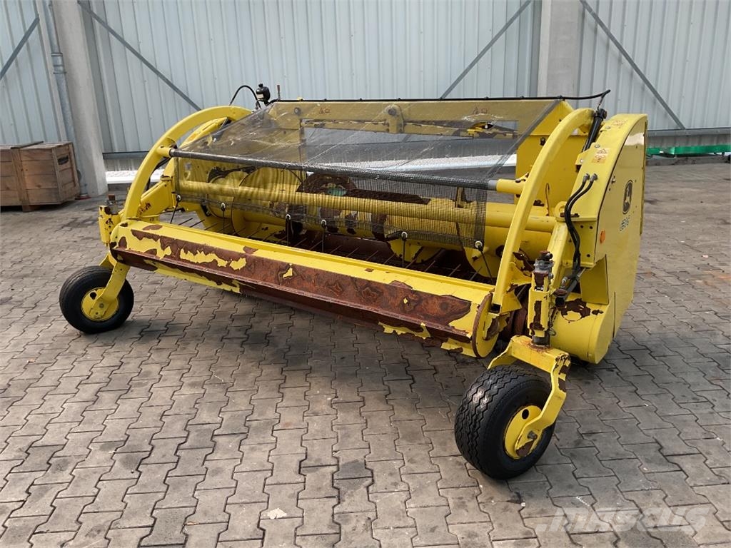 John Deere 630 C Ot, samanlık ve yem makinesi aksesuarları