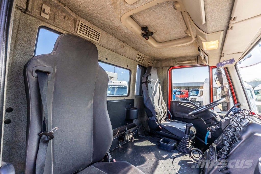 Iveco STRALYS 300 + MULTI BENNE AJK Camiones con gancho