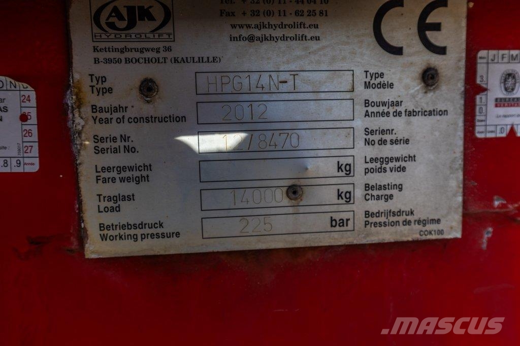 Iveco STRALYS 300 + MULTI BENNE AJK Camiones con gancho