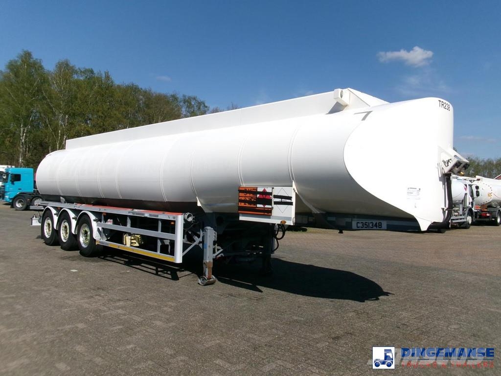 Lakeland Fuel tank alu 42.8 m3 / 6 comp + pump Напівпричепи-автоцистерни
