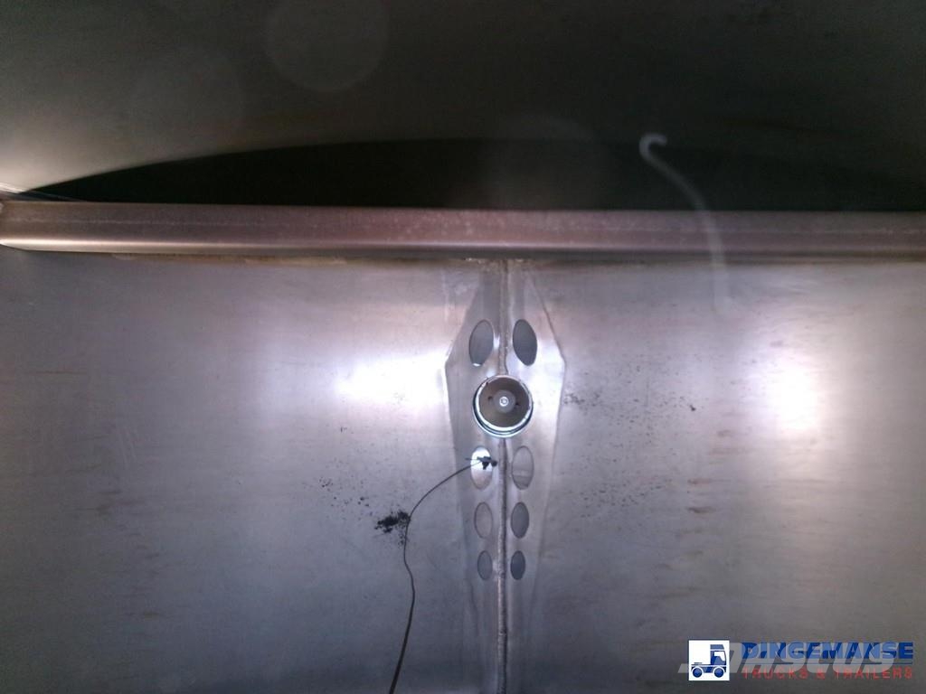 Lakeland Fuel tank alu 42.8 m3 / 6 comp + pump Напівпричепи-автоцистерни