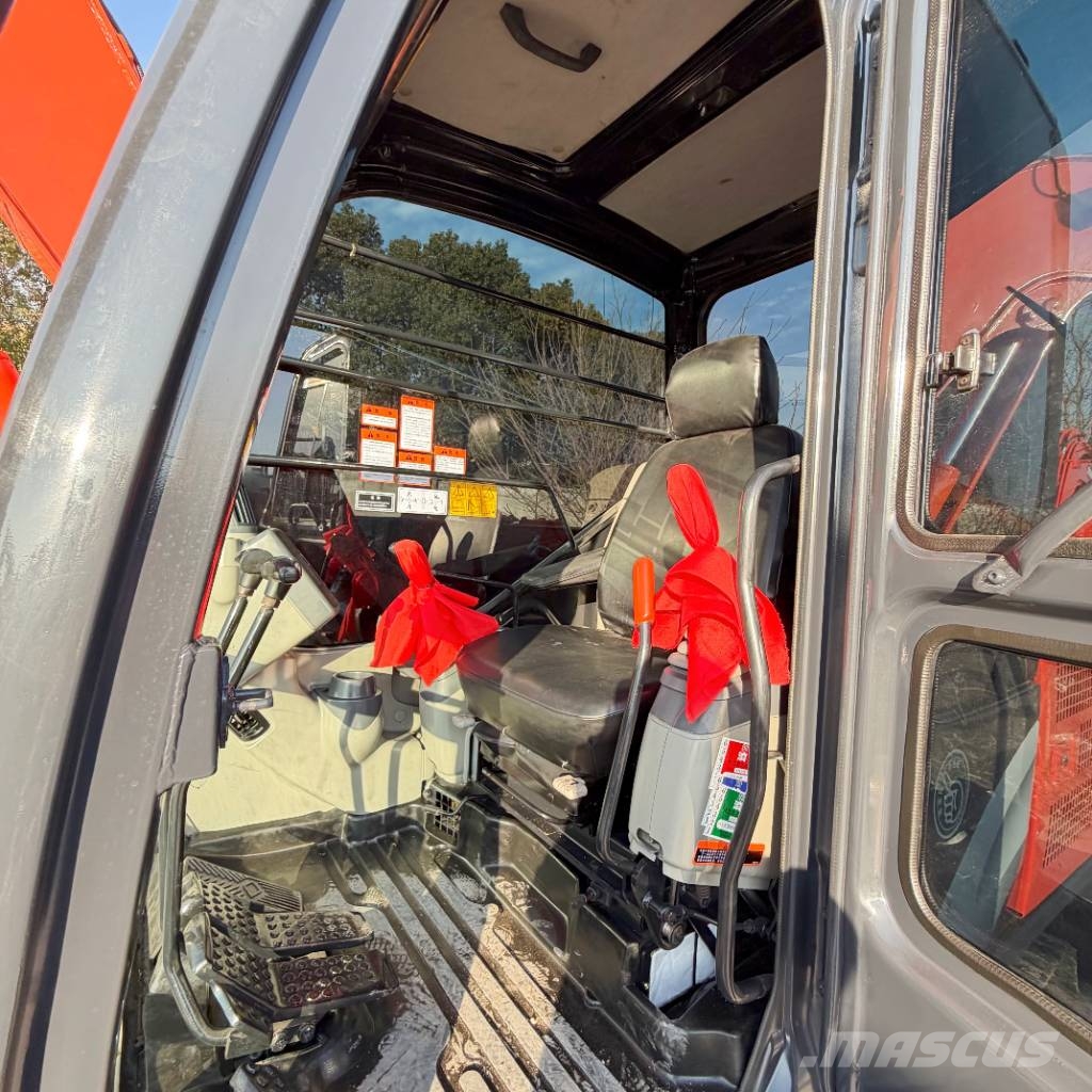 Hitachi ZX 60 Minigraafmachines < 7t